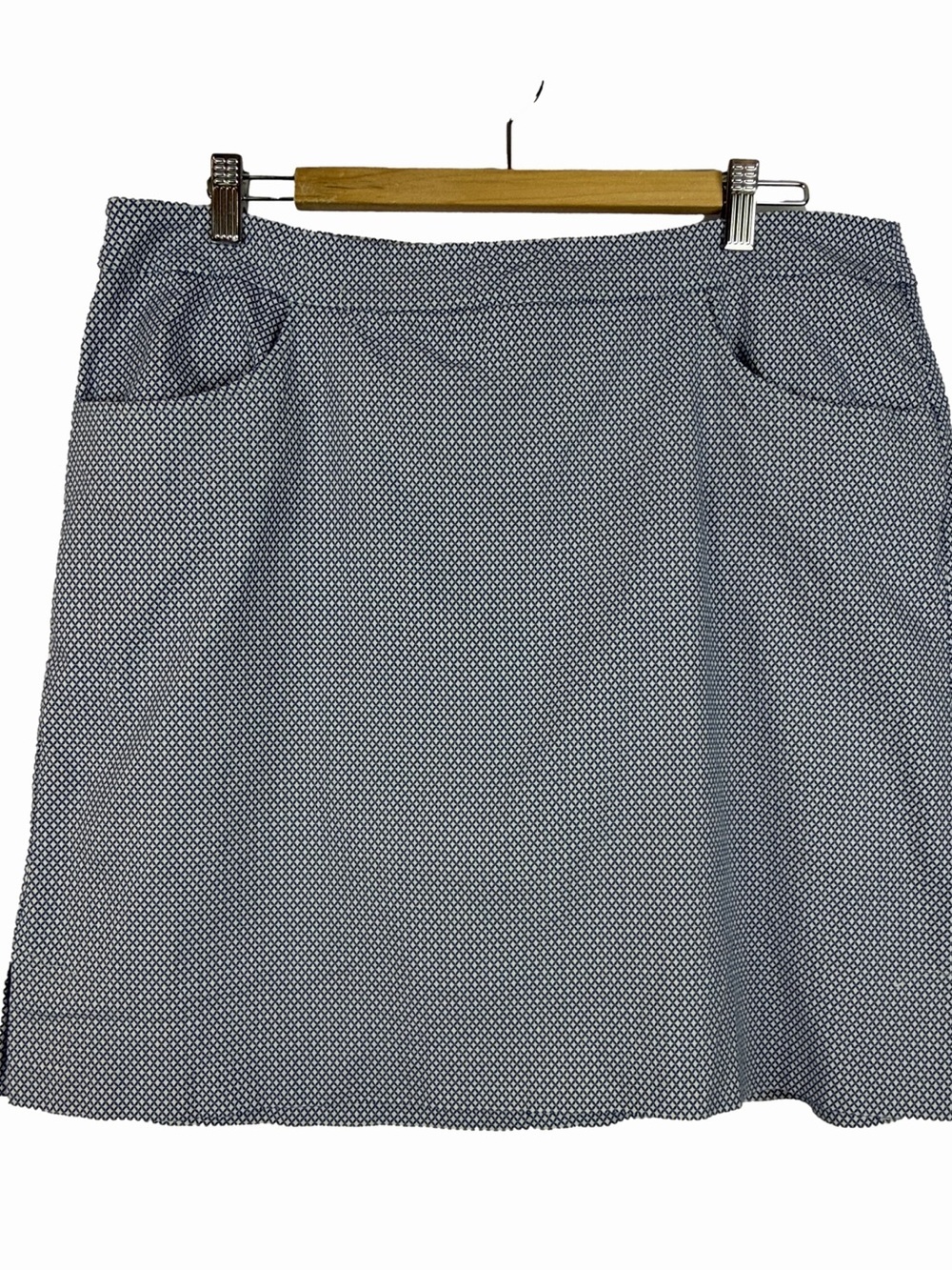 Tribal Pull-On Golf Skort Womenโs 16 Made in Canada Blue White Stretch Pockets